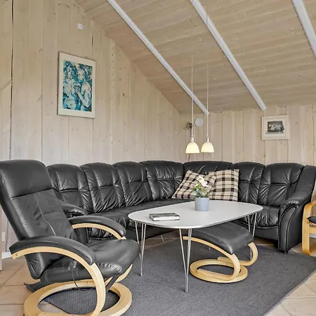 3 Bedroom Amazing In Haderslev
